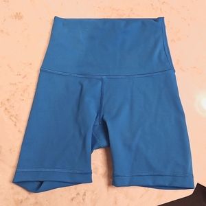 Wunderkind Train High-Rise Short 4" Hawaiian blue, size 0